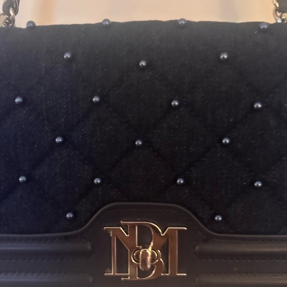 Badgley Mischka Blue Quilted Crossbody Bag - Picture 4 of 11